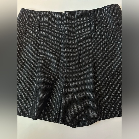 ALICE + OLIVIA BLACK SHORTS SIZE 2 - Picture 2 of 6